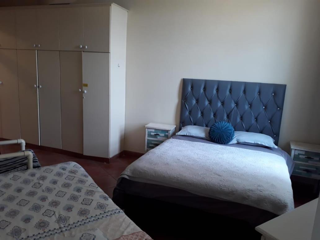 Marlborough Durban Beachfront South Beach Holiday Apartments Marine Parade Room photo