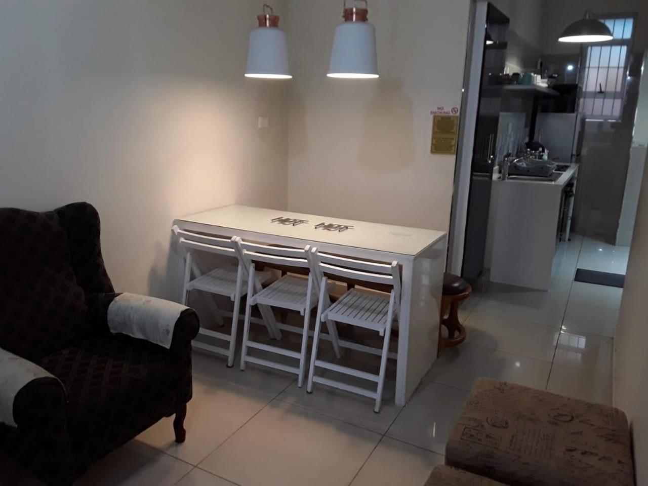 Marlborough Durban Beachfront South Beach Holiday Apartments Marine Parade Room photo