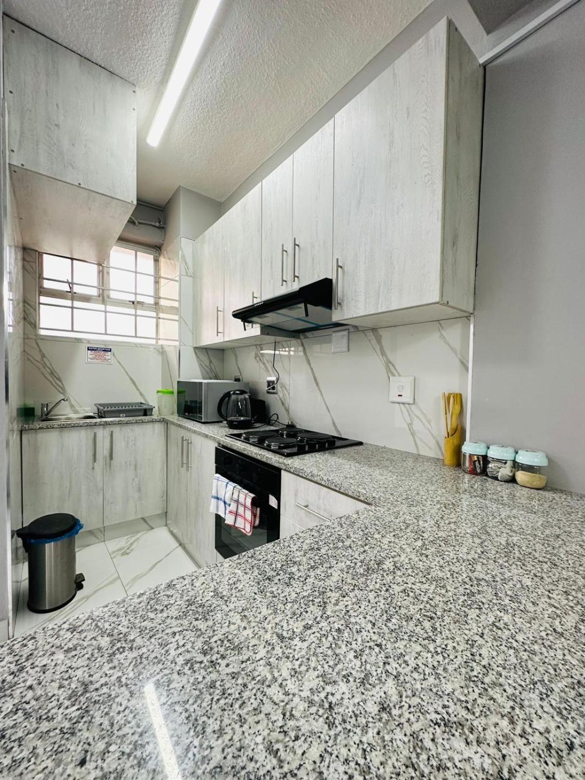 Marlborough Durban Beachfront South Beach Holiday Apartments Marine Parade Room photo